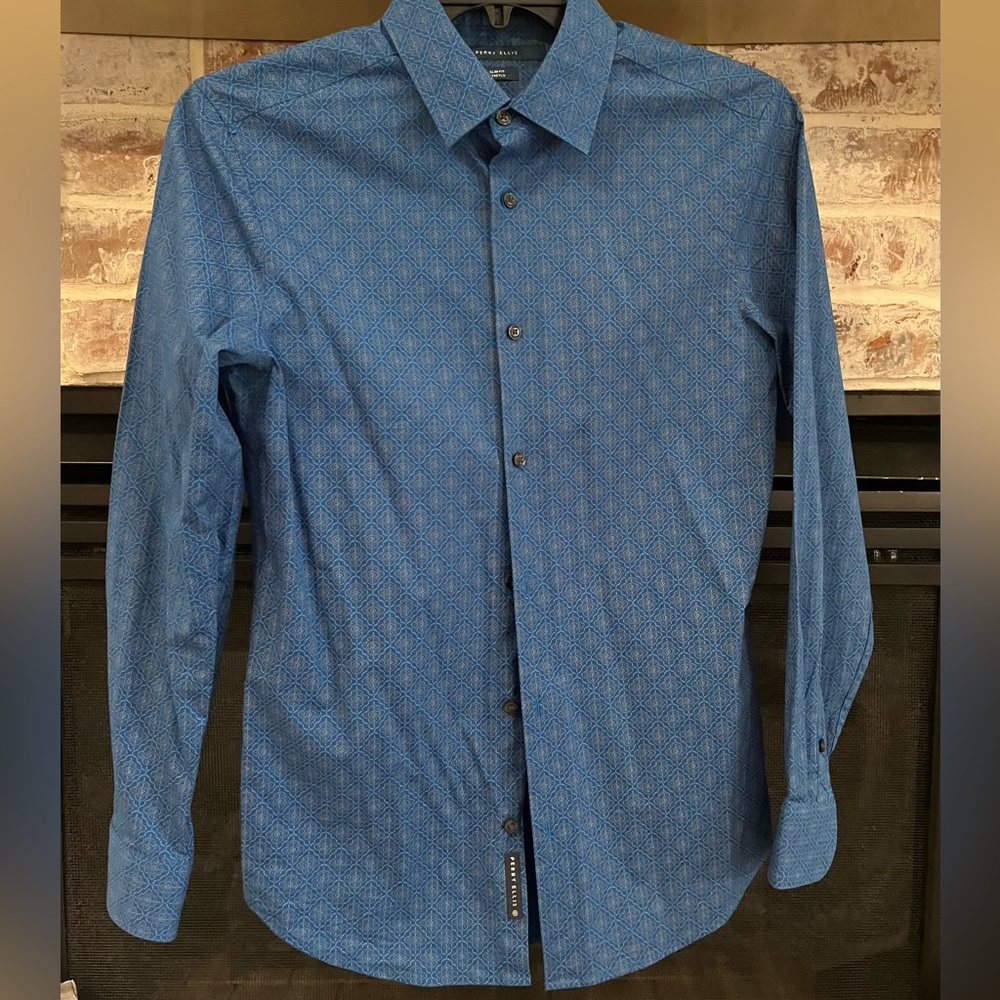 Perry Ellis button up